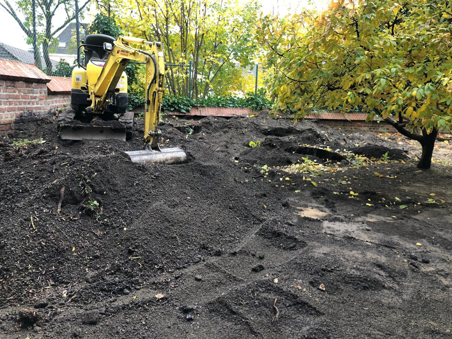 4d768e74-0132-4215-aa0a-4d5c45de54fb