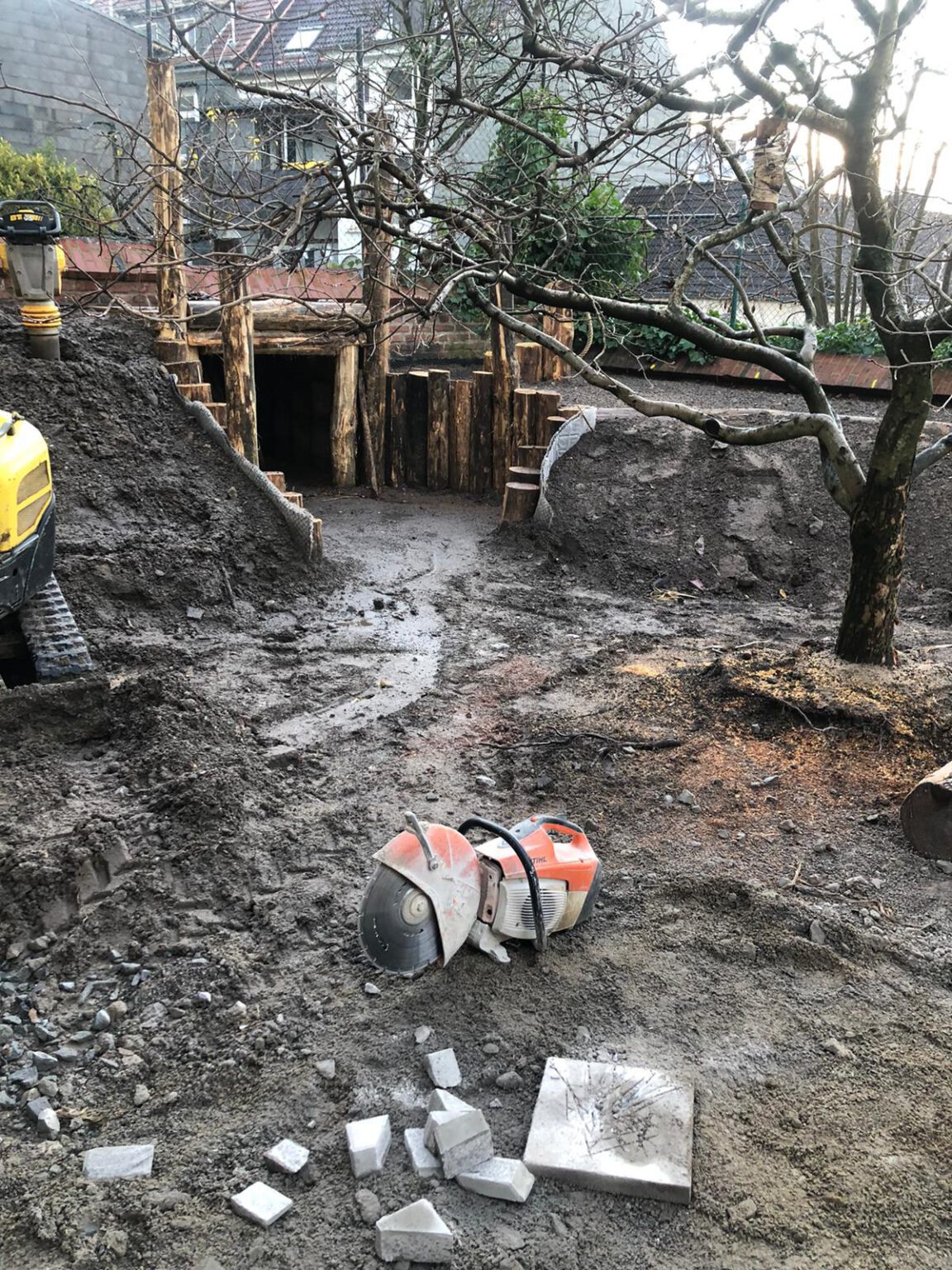 555915e0-1f0b-4670-adad-a4b19e905246