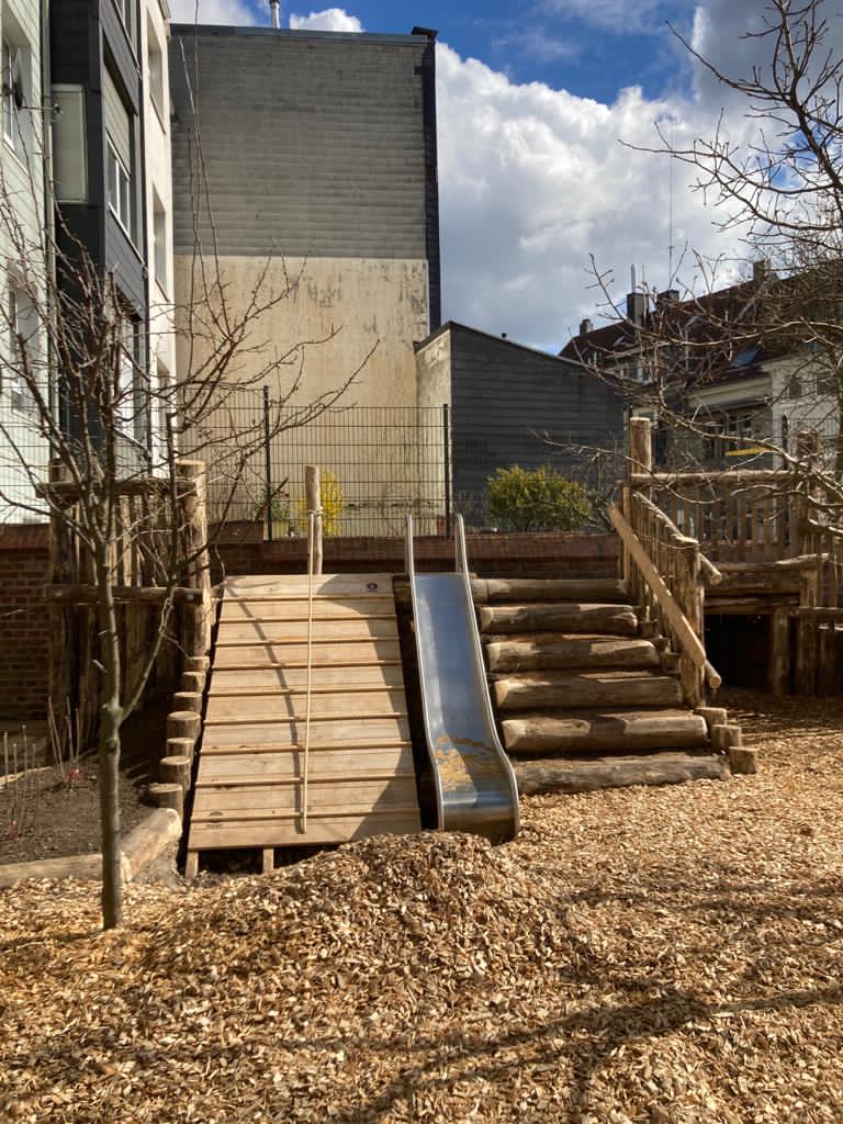 702babbf-c286-487f-b6d0-d84482349f2d